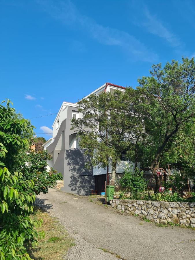 Apartments And Rooms Sanja Sibinj Krmpotski Luaran gambar